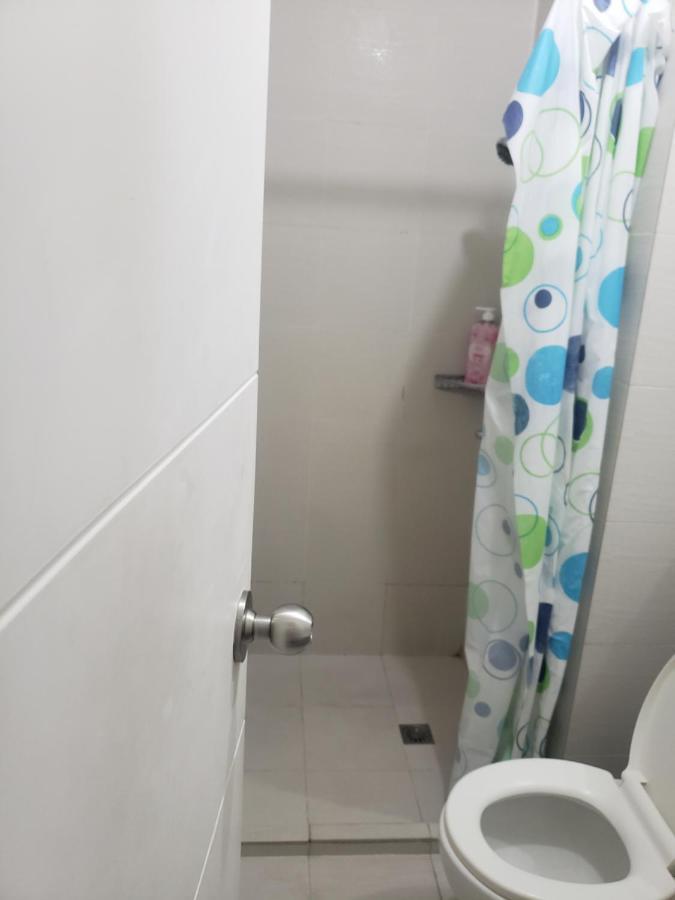 Sutherland Tower Acqua Private Residences Mandaluyong Esterno foto