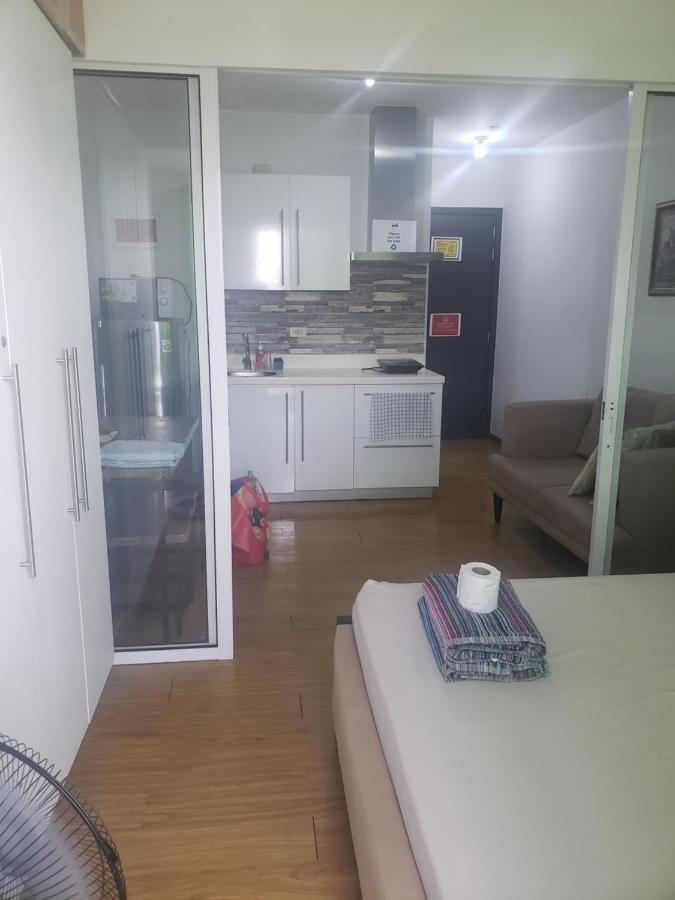 Sutherland Tower Acqua Private Residences Mandaluyong Esterno foto